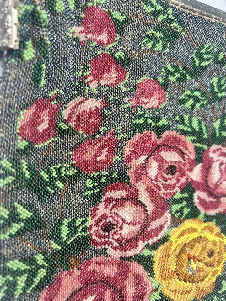 BOLSO Bolso Antiguo Vintage Art Nouveau de Noche con Cuentas Diseño Floral con Marco de Metal Foto 2 de 4