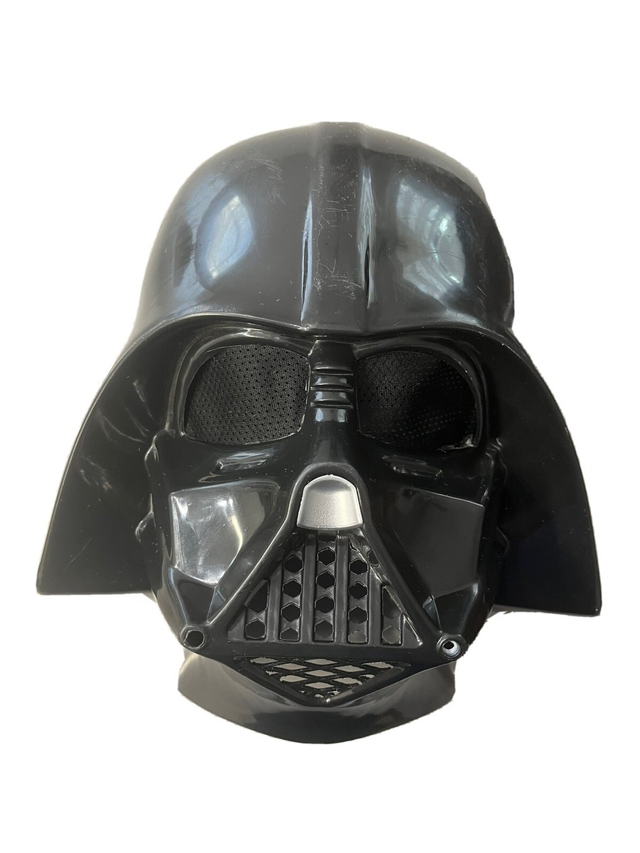Darth Vader Mask RN#66360 Mar 2018 STAR WARS Disney Hard Plastic w
