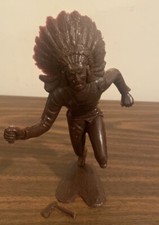 Marx Plastimarx Indian Chief running with Broken tomahawk Brown Mexico See Pics