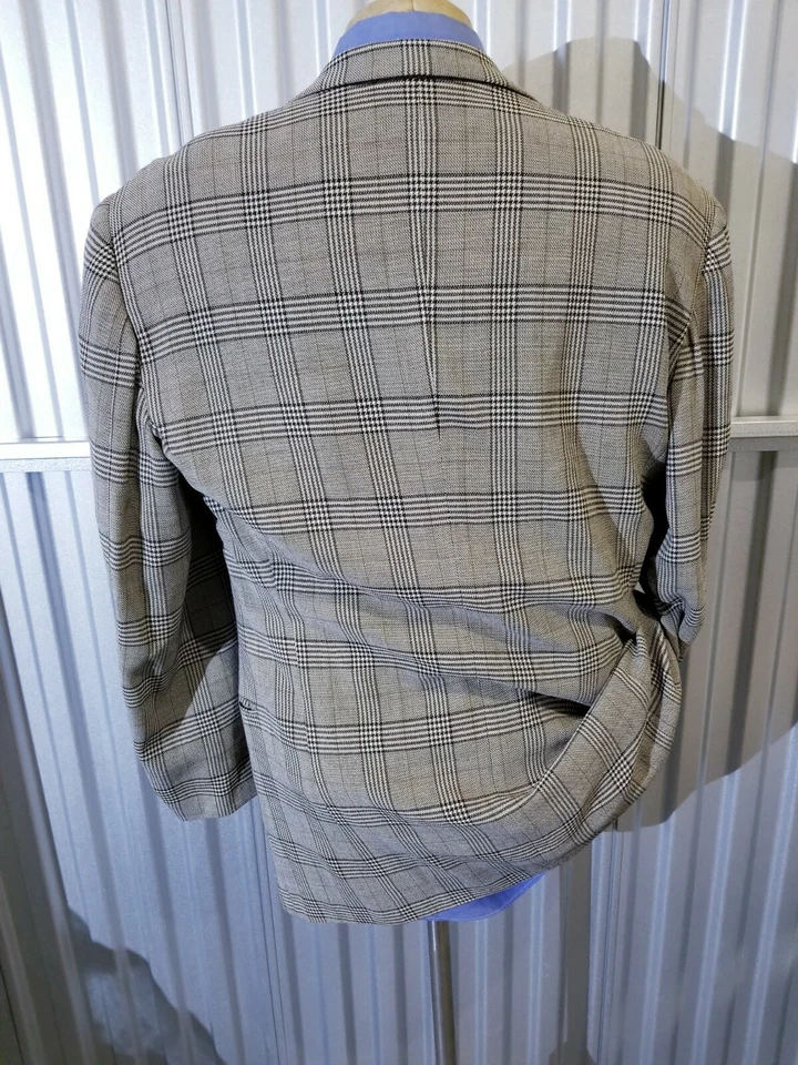 42L Armani COLLEZIONI Rosa Marrón Tejido Suelto Cuadros SAKS Tweed Abrigo Deportivo Chaqueta Foto 4 de 4