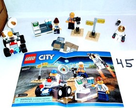 LEGO CITY: Space Starter Set (60077) #45 Retired, Explore mini figures