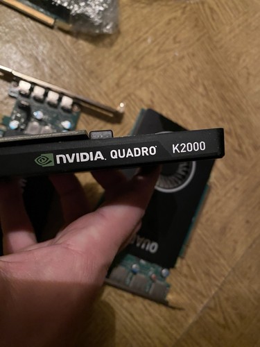 Lot 8 Cartes Graphiques NVIDIA QUADRO - Photo 6/7