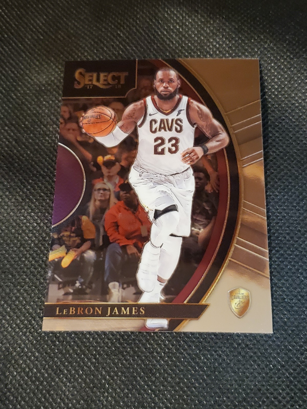 2017-18 Panini Select • CONCOURSE #18 • LEBRON JAMES