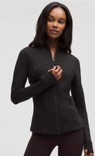 lululemon Define Jacket in black Luon fabric. 138 MSRP Size 6 flawed on zipper