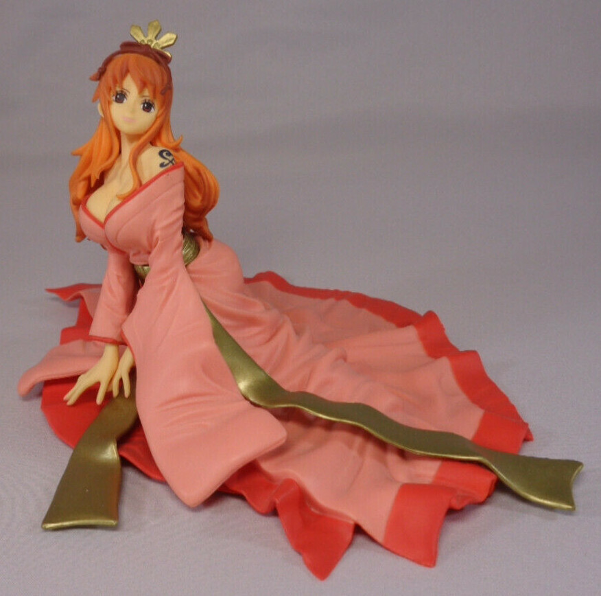 Nami Creator x Series Figure Special Color B Pink Red Kimono