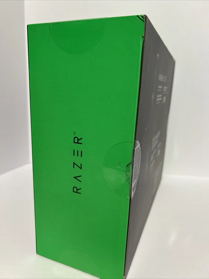 New and Sealed Razer Next Level Bundle - Gaming Headset, Mouse, and Mouse Mat - Image 2 of 4