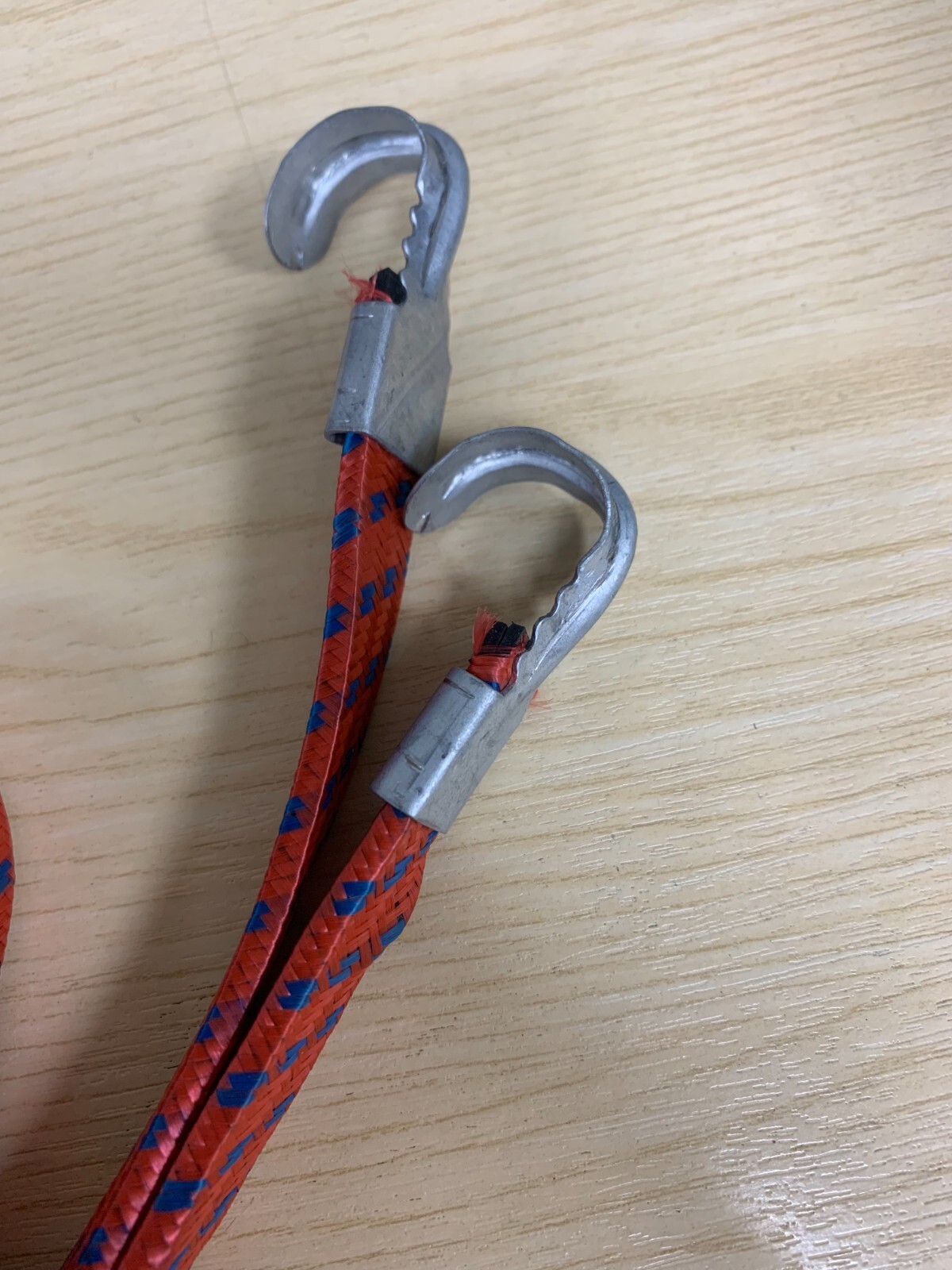 CLEARANCE 6 x Bungee Cord Battery Strap Elasticated Red Electric