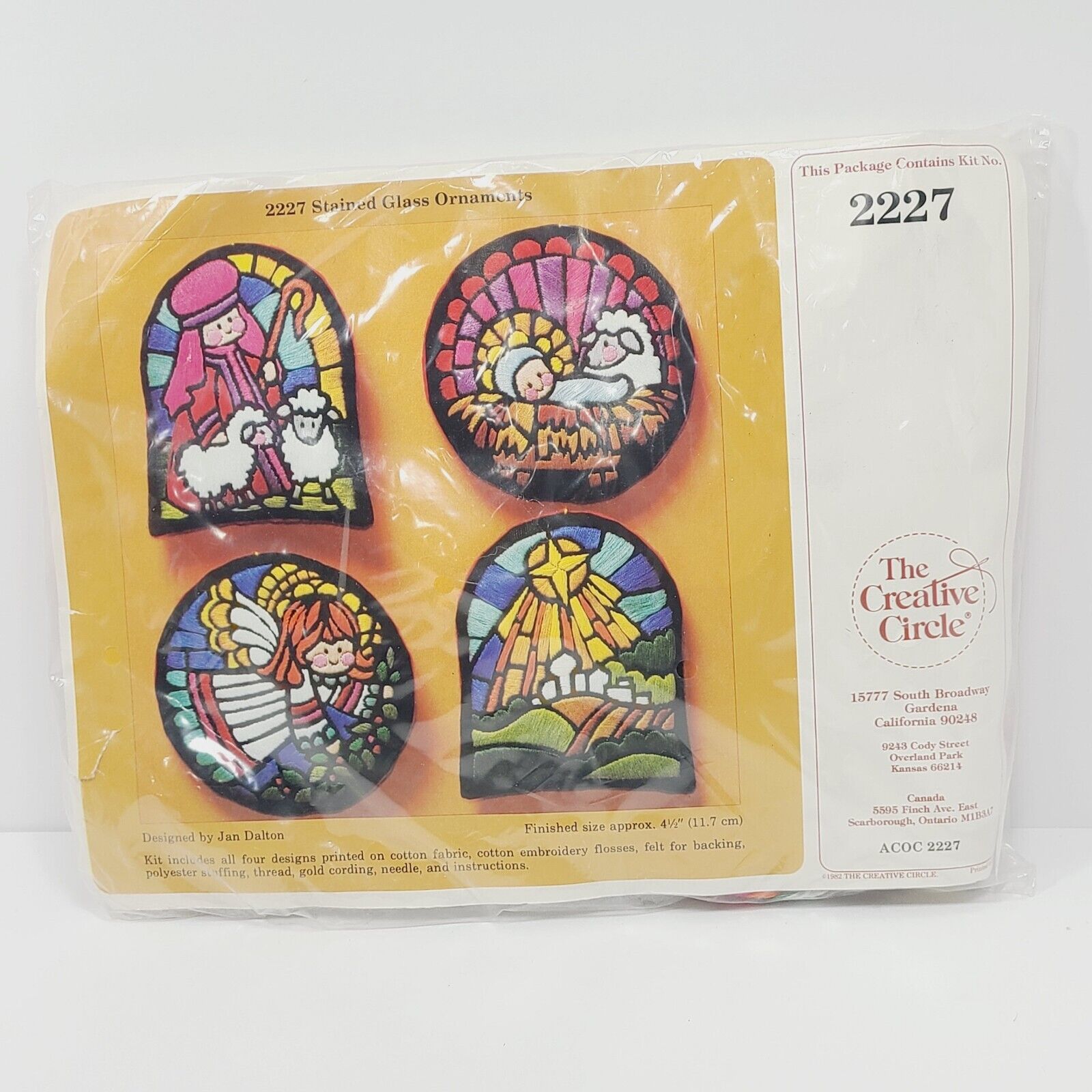 Creative Circle Stained Glass Ornaments #2227 Stitchery Kit USA New Sealed Pack