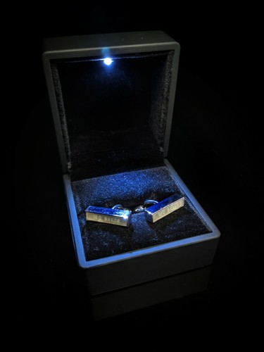 Ted Baker Cufflinks with LED Lighted Display Case - Picture 2 of 12