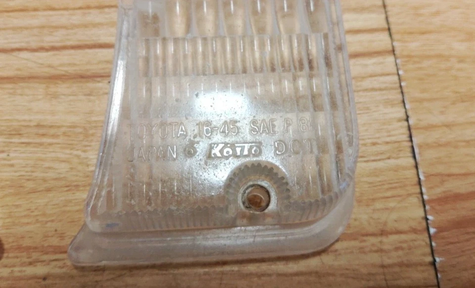 1982-1986 Toyota Tercel Wagon L20 OEM Inner Headlight Lens SET - Great Shape! Foto 2 de 4