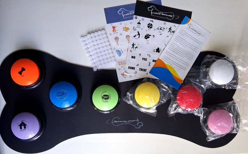 8 Color Pet Voice Recordable Buttons + Rubber Mat for Dog Training Communication