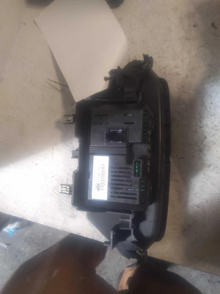 Used Infotainment Display fits: 2017 Ford Transit 350 4.2`` screen Grade A Foto 2 de 4