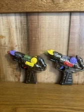 RINCO 02720 6.5" COSMIC METALLIC SPACE PISTOL GUNS WITH WORKING SOUND & LIGHTS