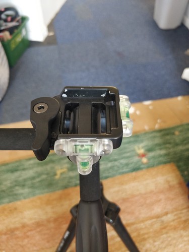 VELBON ULTRA LUXI L Tripod with Velbon PHD-41Q Head - Picture 4 of 7