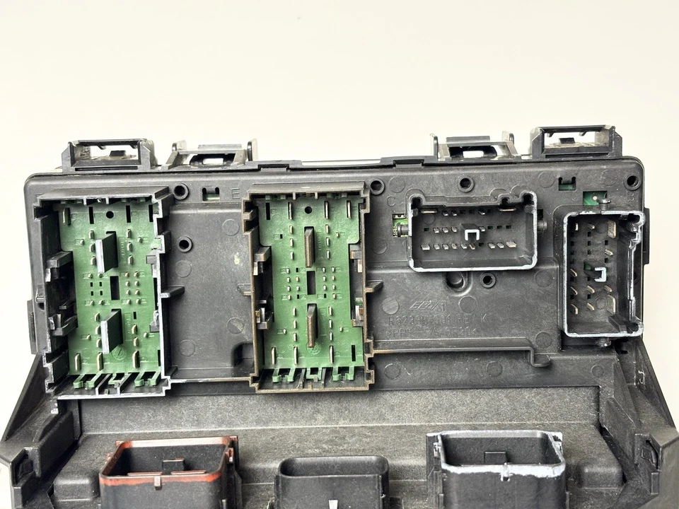 2010 JEEP WRANGLER TIPM TOTALLY POWER INTEGRATED FUSE BOX 04692298AG,04692298AF - Image 2 of 4