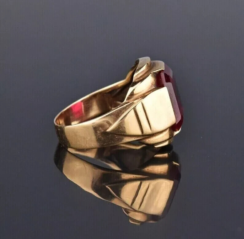 3 CT Emerald Cut LabCreated Red Men's Ring 14K Yellow Gold