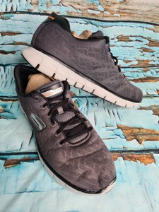 skechers trainers mens size 9