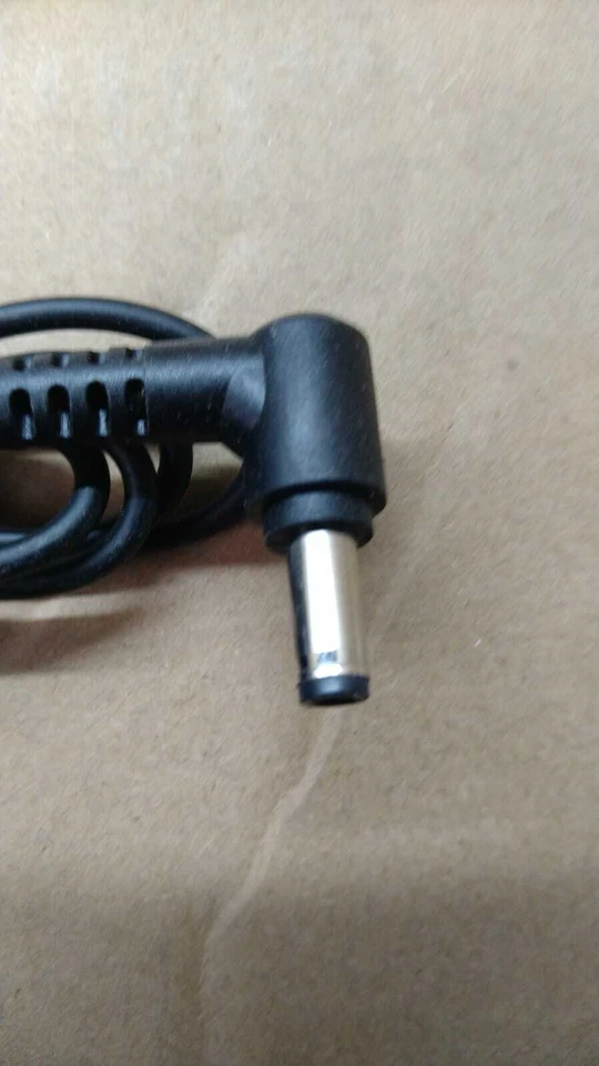 Genuine Chicony A12-065N2A - AC/DC ADAPTER DC 19V = 3.42A 65W - Black - Image 4 of 4