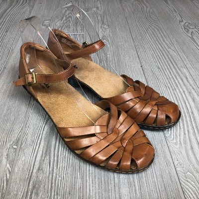 baretraps fisherman sandals