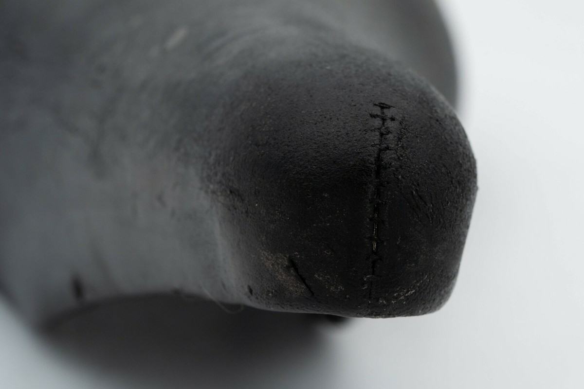 Selle Arius spécial cuir pour vélo course ancien