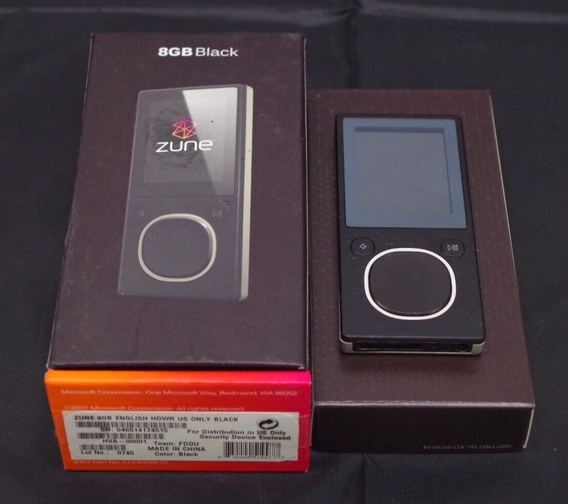 Microsoft Zune Black 8 GB MP3 Player Model 1125 Bad Battery AsIs Read