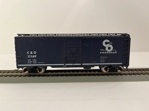Accurail HO Chesapeake & Ohio C&O 40' Boxcar #11169 - KADEES - RUEDAS DE METAL | Zustand: Used