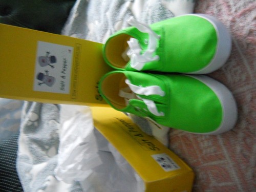 GREEN LADIES LACE-UP LOW TOP CANVAS TRAINERS SIZE 8UK - 41EU - Picture 2 of 12
