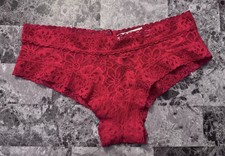 NWT VICTORIA'S SECRET MEDIUM RED FLORAL LACE CHEEKY PANTIES