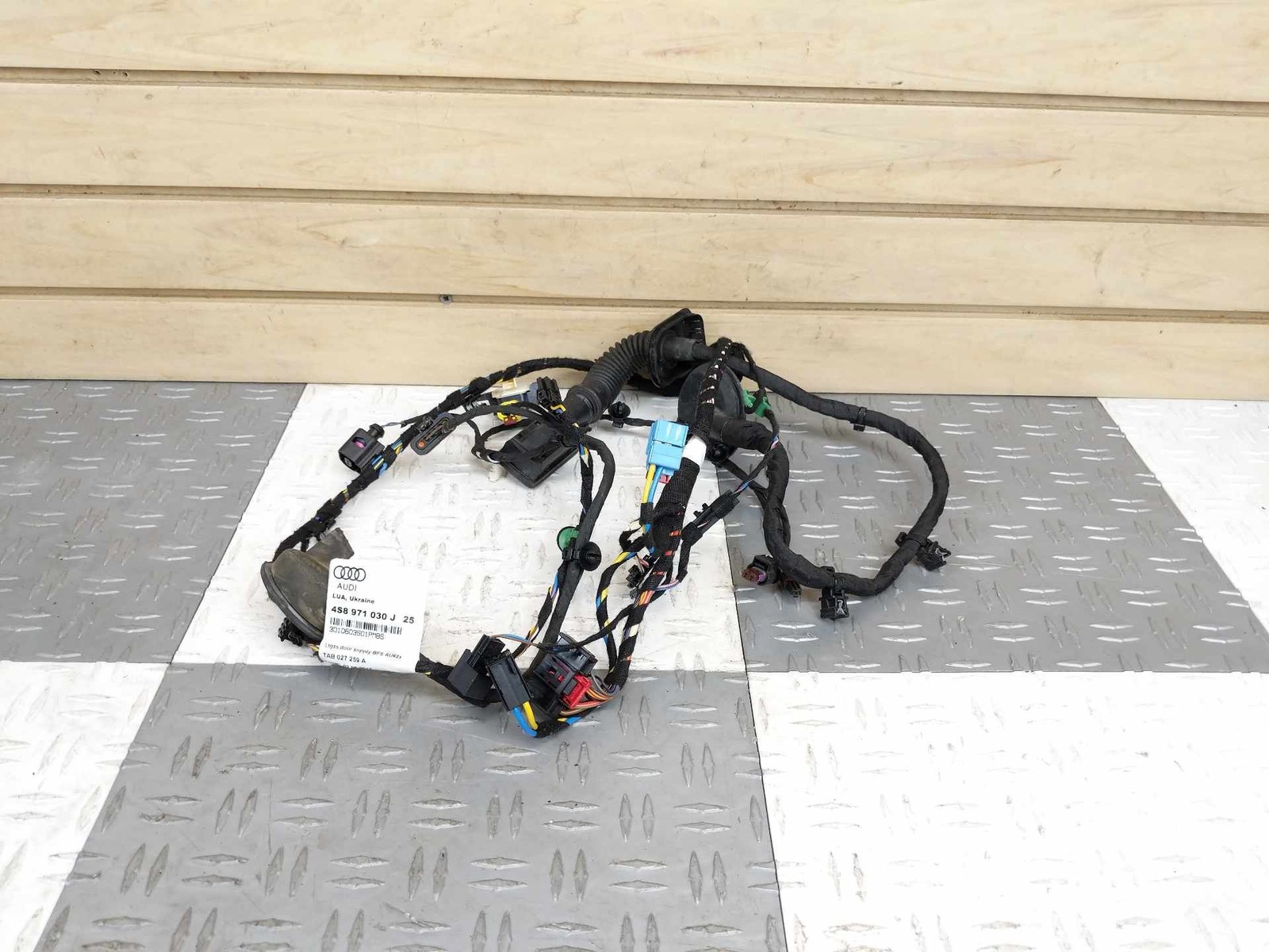 2018 Audi R8 Plus OEM RH Pass Door Wire Harness P 4S8971030J