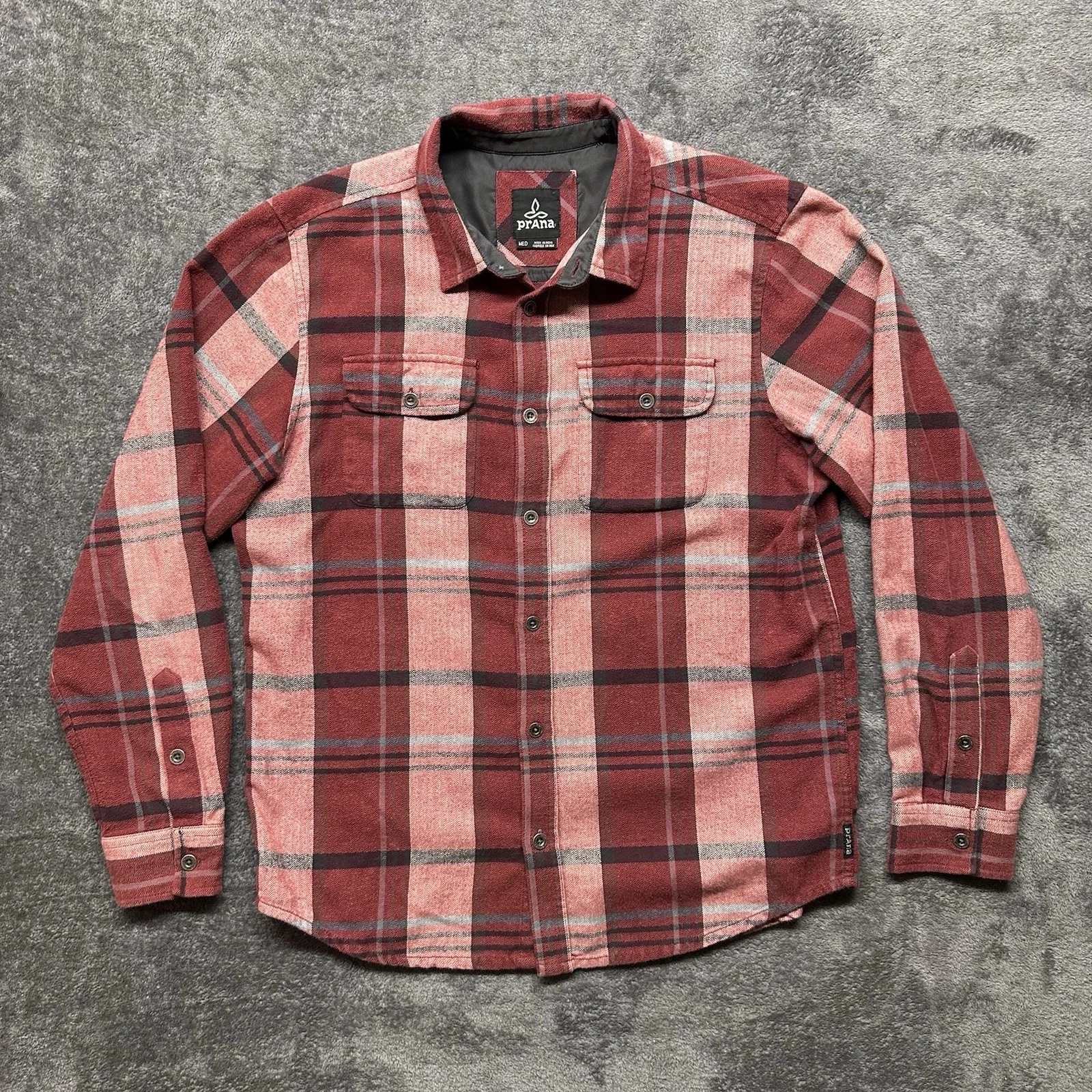 Prana Shirt Mens Medium Red Plaid Long Sleeve Button Up Flannel Camo Outdoors