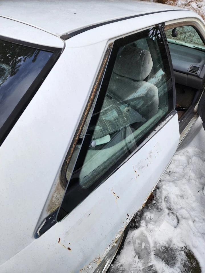 Ford Escort 1991-1996 hatchback GT VENTANA PASAJERO TRASERO CRISTAL Foto 2 de 2