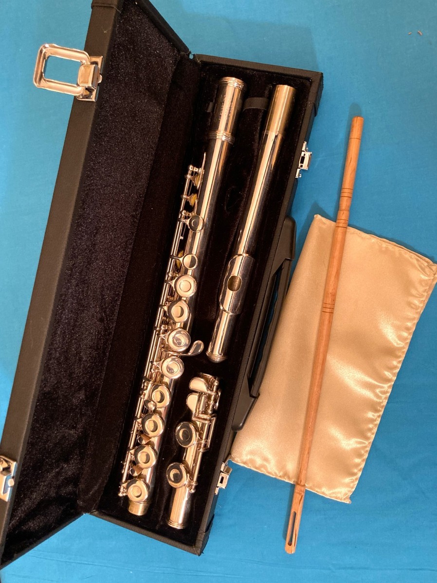 Armstrong Model 104-Student Flute-Overhauled-Made in USA c.1970