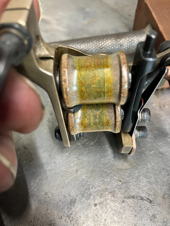 Aaron Cain, Zooliner de bronce Foto 3 de 4