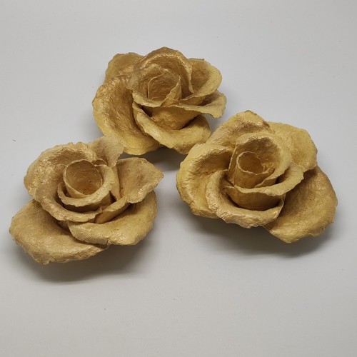 3 rose in cartapesta centrotavola colore oro d. 12 cm - Picture 2 of 7