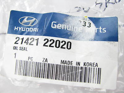 Genuine KIA / Hyundai Crankshaft Oil Seal 2142121030 - View #10