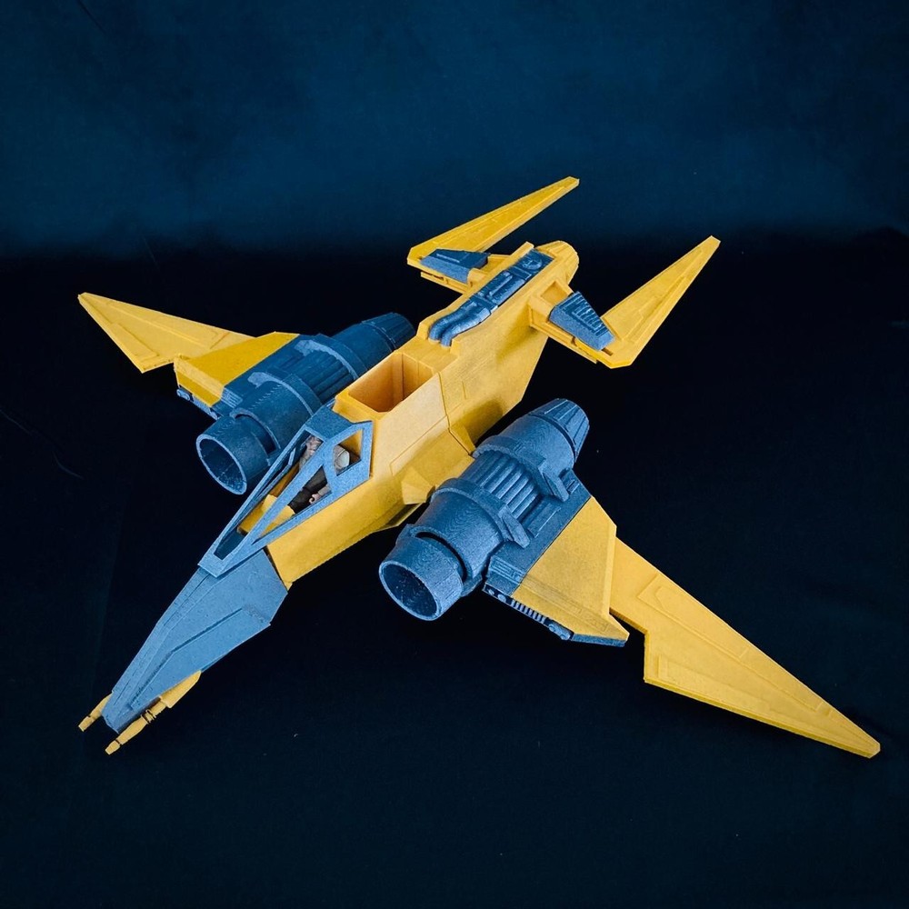 Yellow Ace Starship 3.75in 1:18 Scale Painted Figure Diorama by Bo Keevil