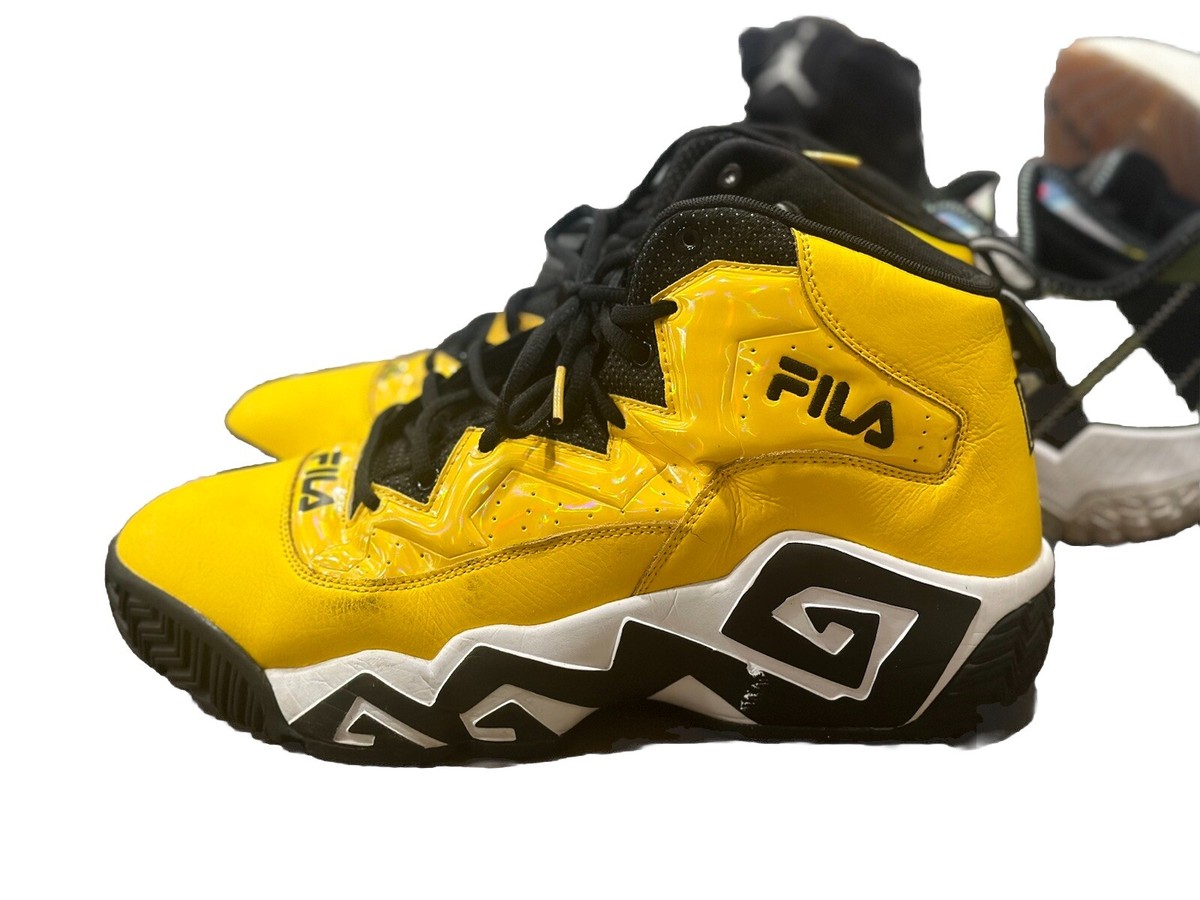Fila MB Night Walk 1BM01747-702 Mens Yellow Athletic  display picture 2