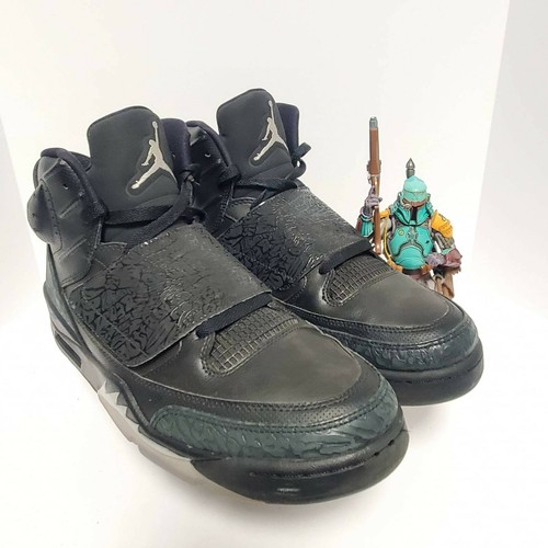 Mars Black Cat Basketball Shoes 