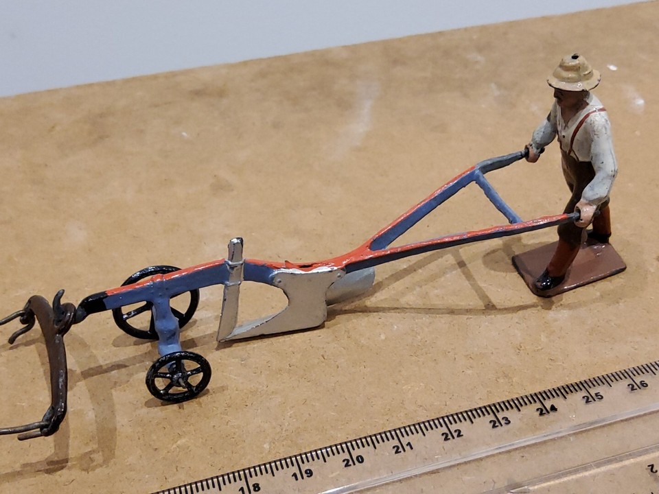 1930s BRITAINS HOME FARM NO.6F GENRAL PURPOSE PLOUGH ONE HORSE eBay
