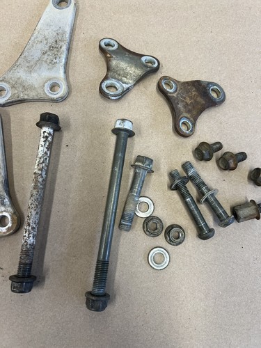 2002 Yamaha WR250F Motor Mounts Bolts Nuts B251 - Picture 3 of 5