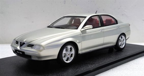 Cult Models CLTL0197-2 Alfa Romeo 166 Super 3.0 silver metallic 1998 1/18