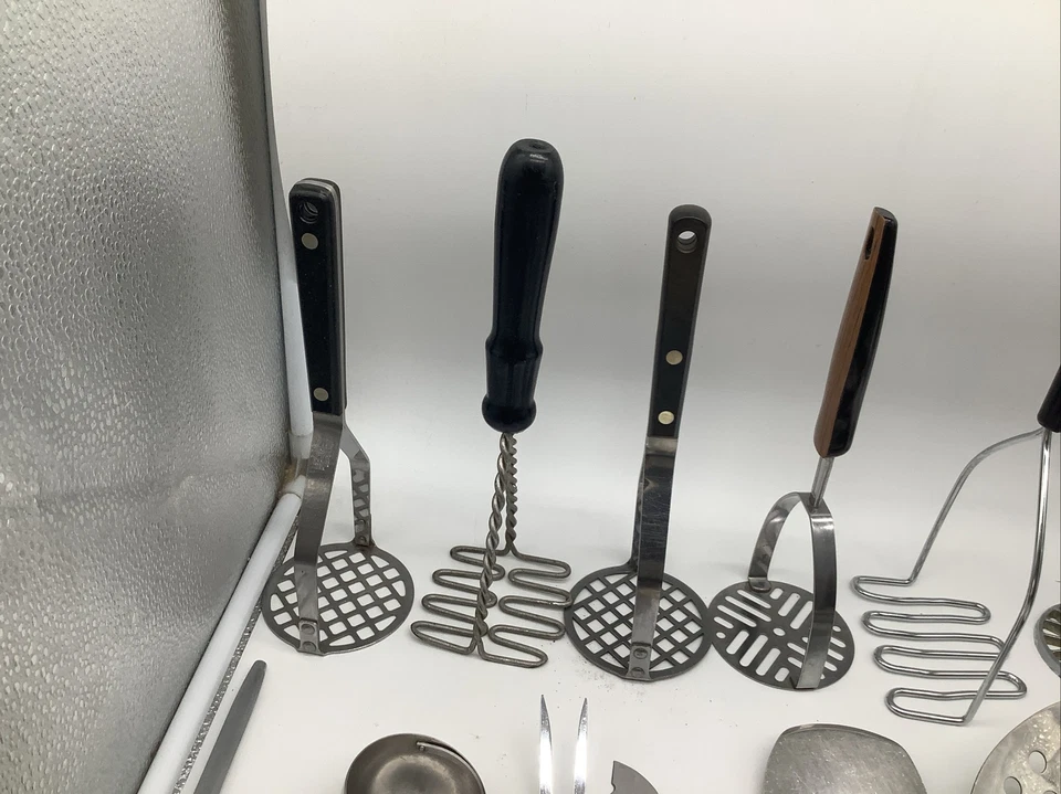 28 Metal + Plastic Wooden Stainless Kitchen Utensils Tools Fork Knife Mashers ++ - Image 2 of 4