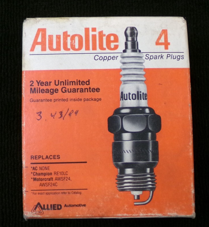 PACK OF 4 AUTOLITE  2543 SPARK PLUG