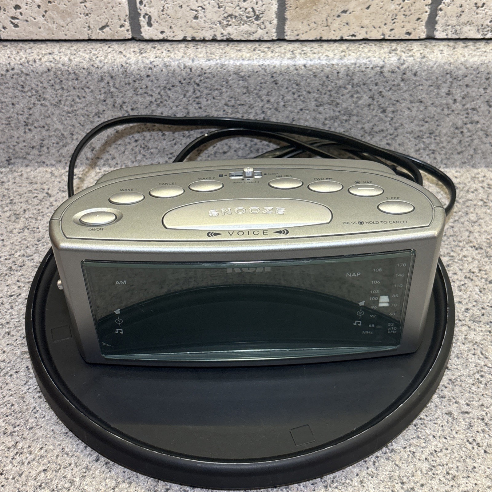 RCA RP 3715 A Green Display Radio Clock Alarm Gray Tested featured image