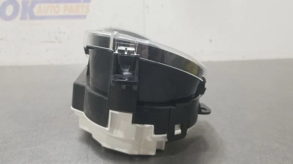 Cuadro de instrumentos velocímetro de gasolina Chrysler Pacifica 2020 20 Foto 4 de 4