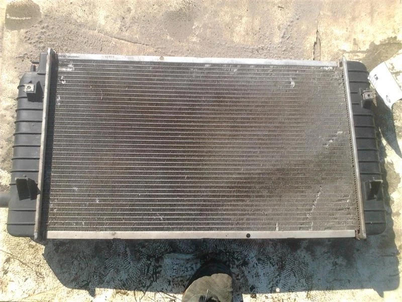 Radiador compatible con 96-98 ACHIEVA 133615 Foto 2 de 2