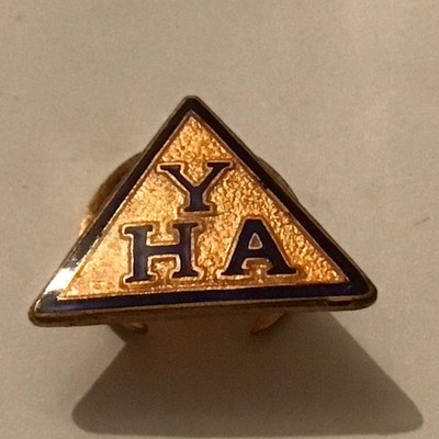 Vintage YHA enamel youth hostel association club lapel badge ~W.O.LEWIS BADGES