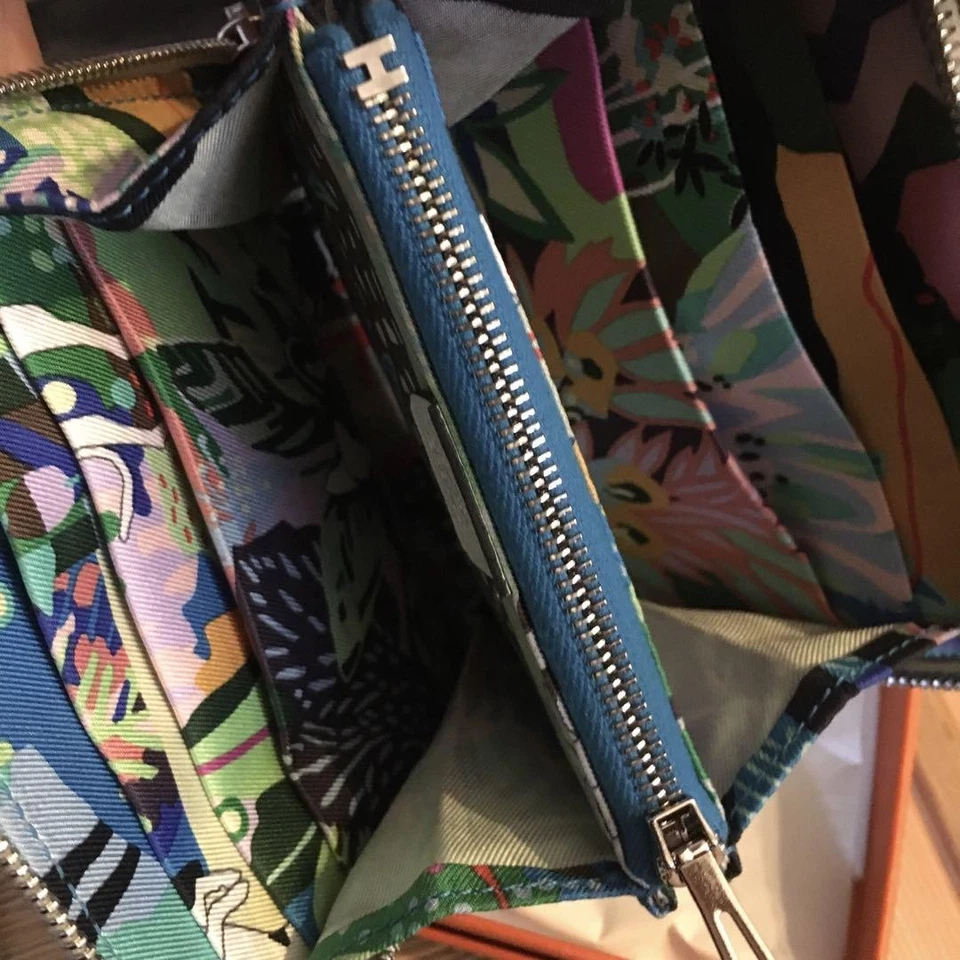 Hermes Silk-in 2023 Dog Pattern Compact Envelope Wallet Green Blue Used - Image 2 of 4