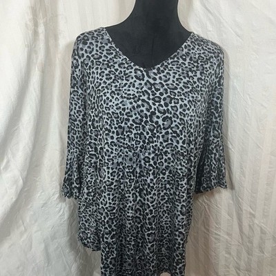Shiela Rose Grey Leopard Print V-Neck Bell Sleeve Tunic Top Plus Size 2X