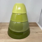 VINTAGE PYREX GREEN MIXING BOWLS SET of 4 401 402 403 404 NESTING